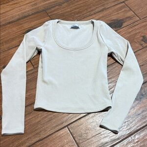 Hollister Women's Beige Long Sleeve Top